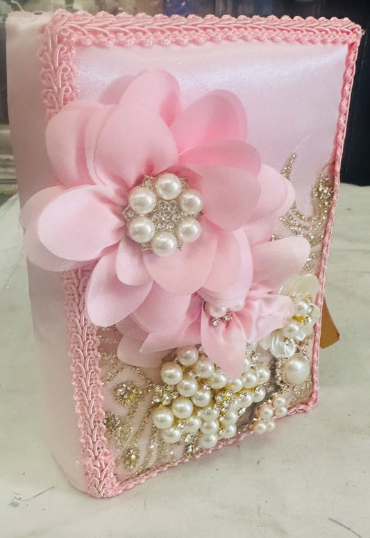 Quinceañera Bible