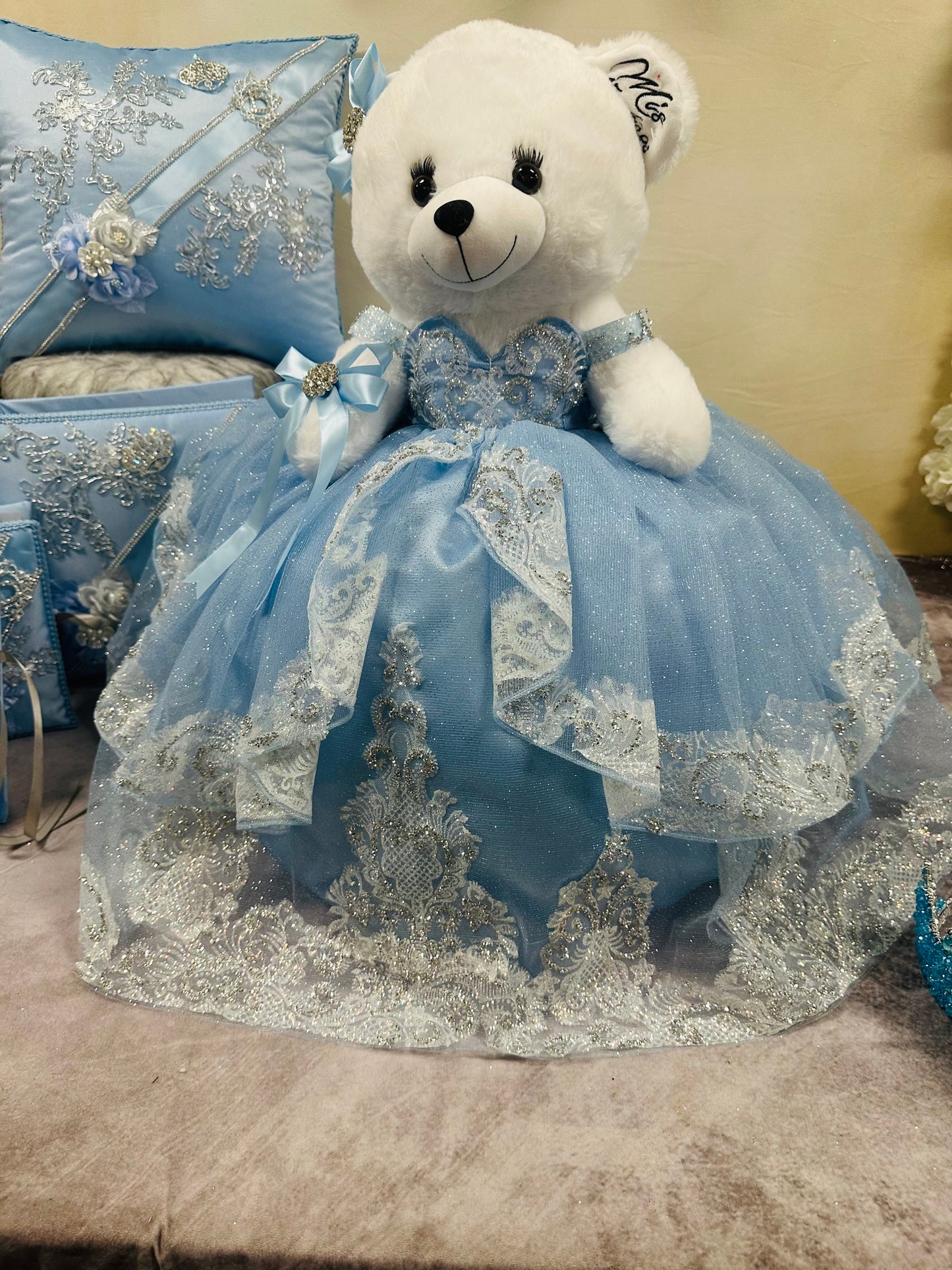 Quinceañera set