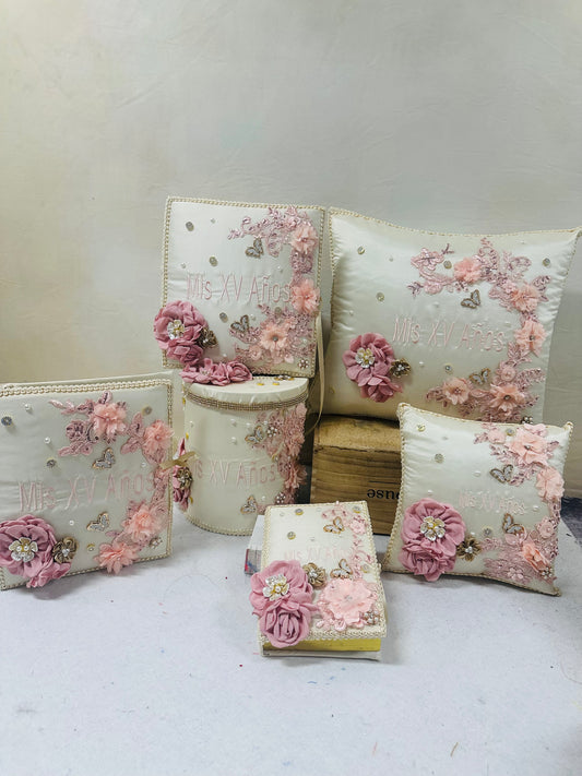 Quinceañera pillow set