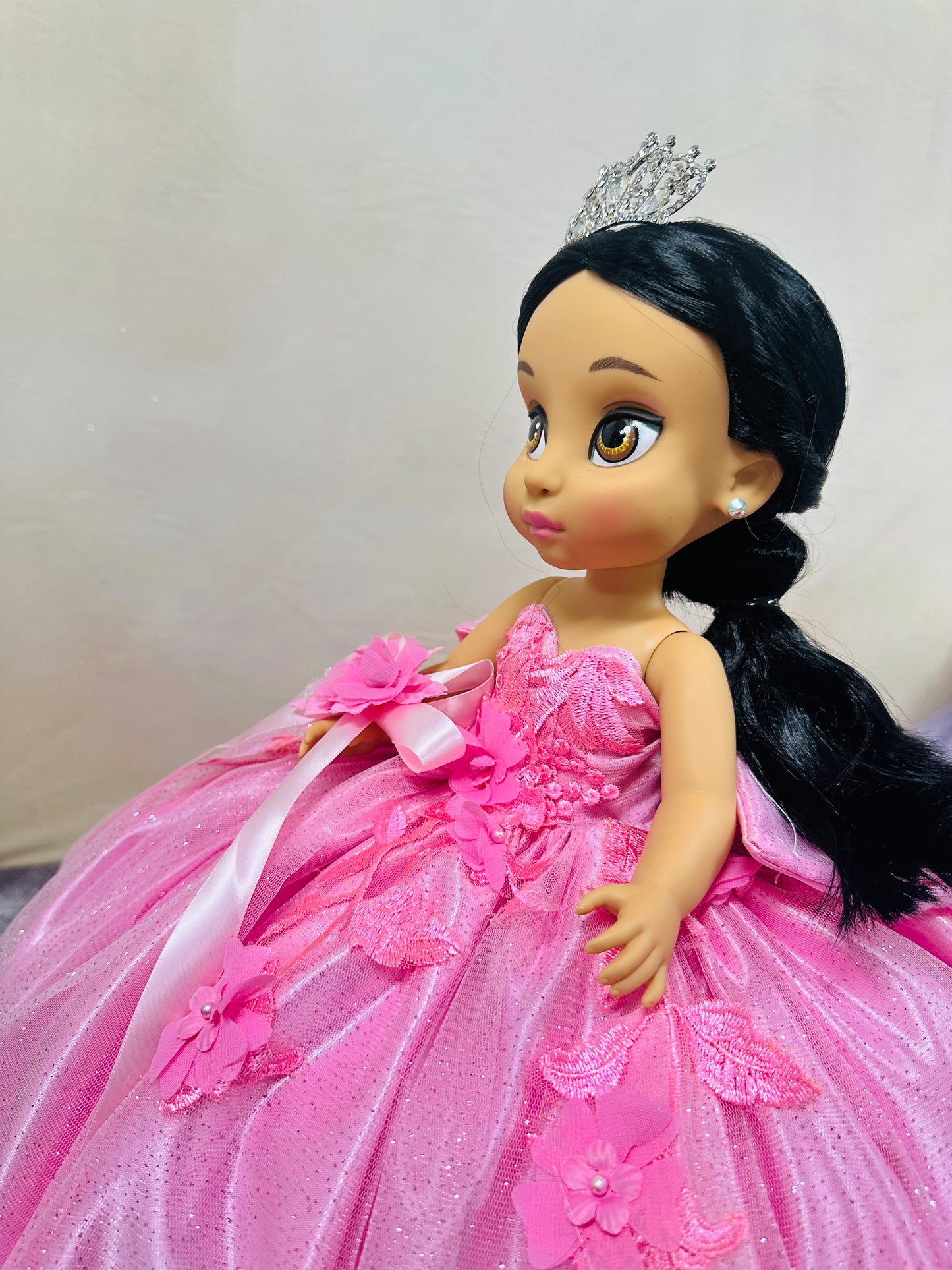 Jasmin doll