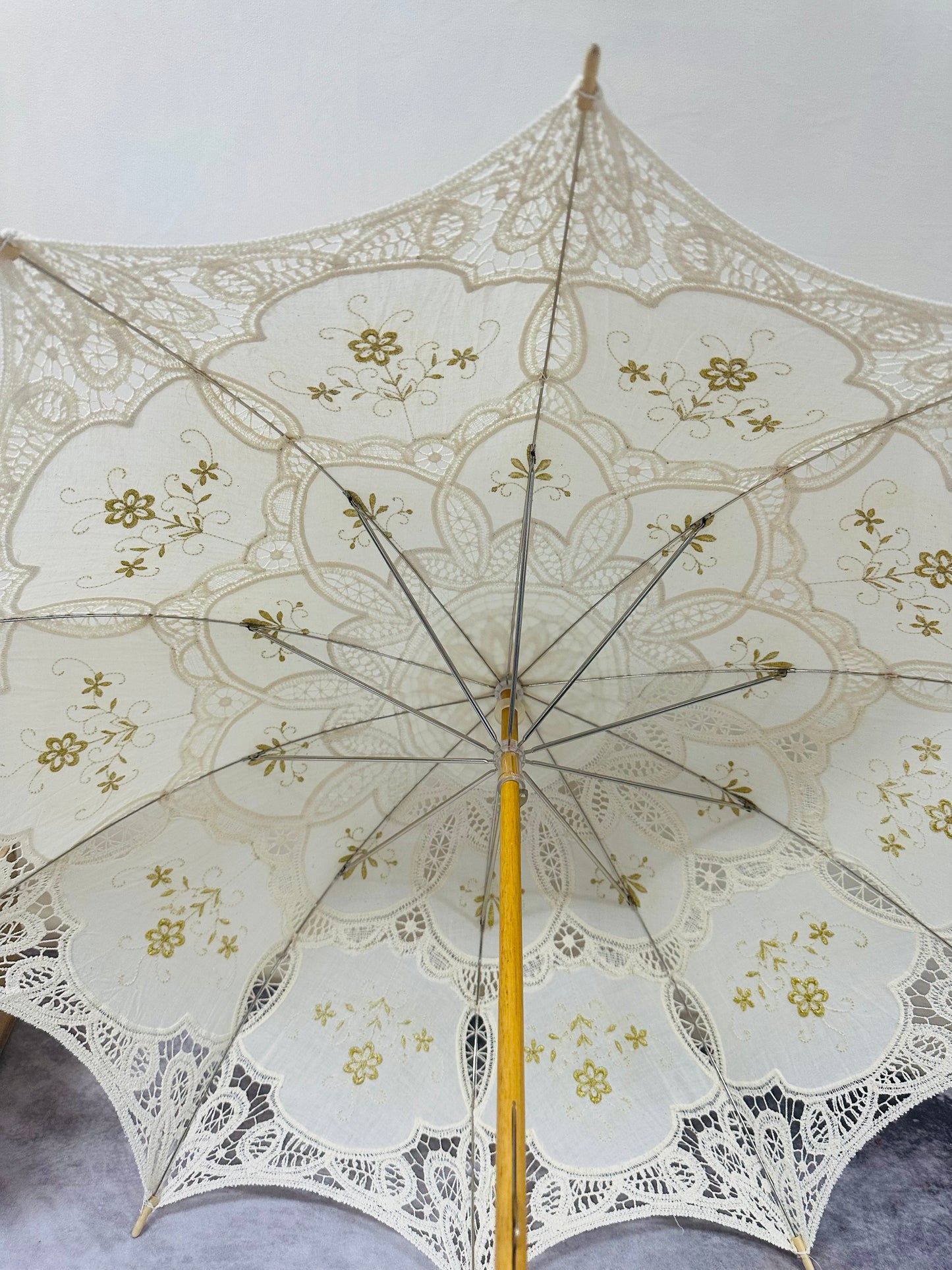 Humbrela Lace