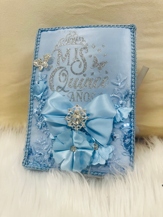 Quinceañera glitter Bible