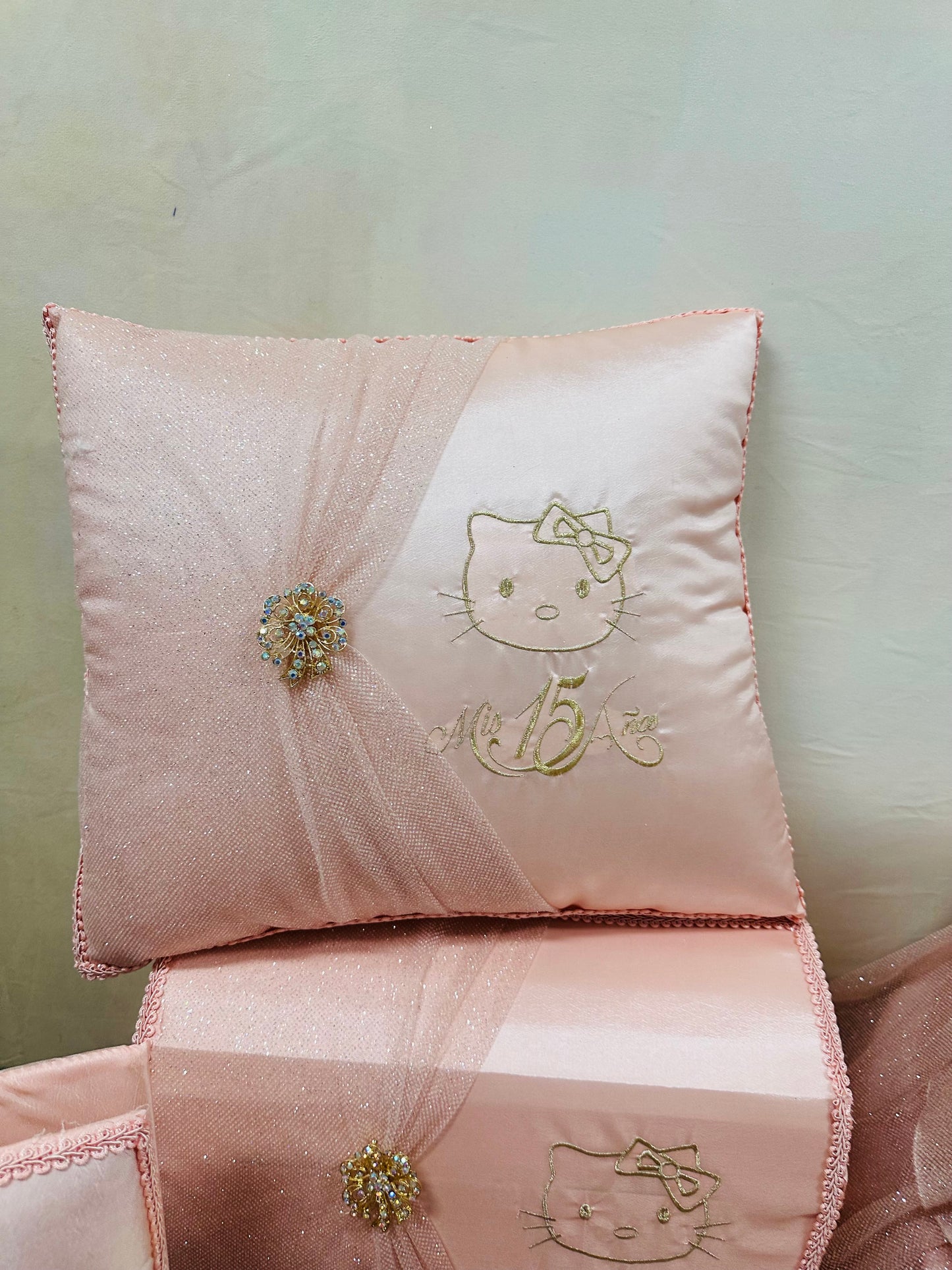 Quinceañera hello kitty set