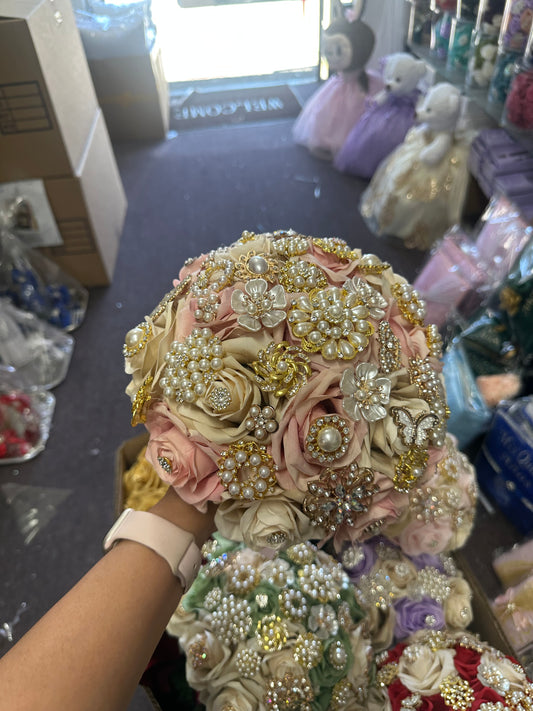Quinceañera Bouquet 💐
