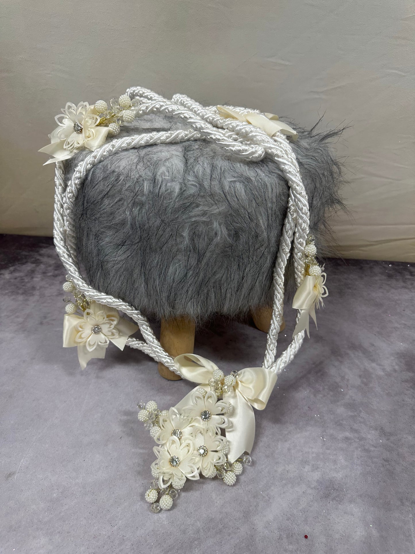 Wedding lasso