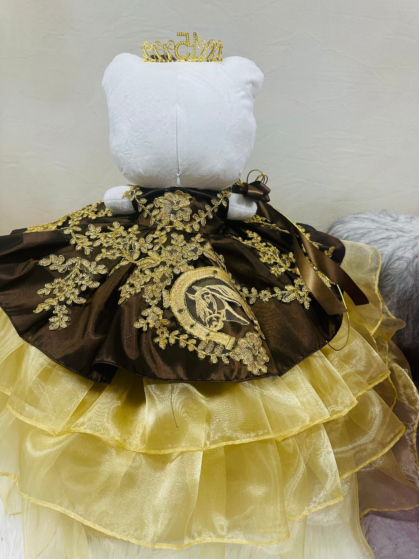 Hello kitty charra