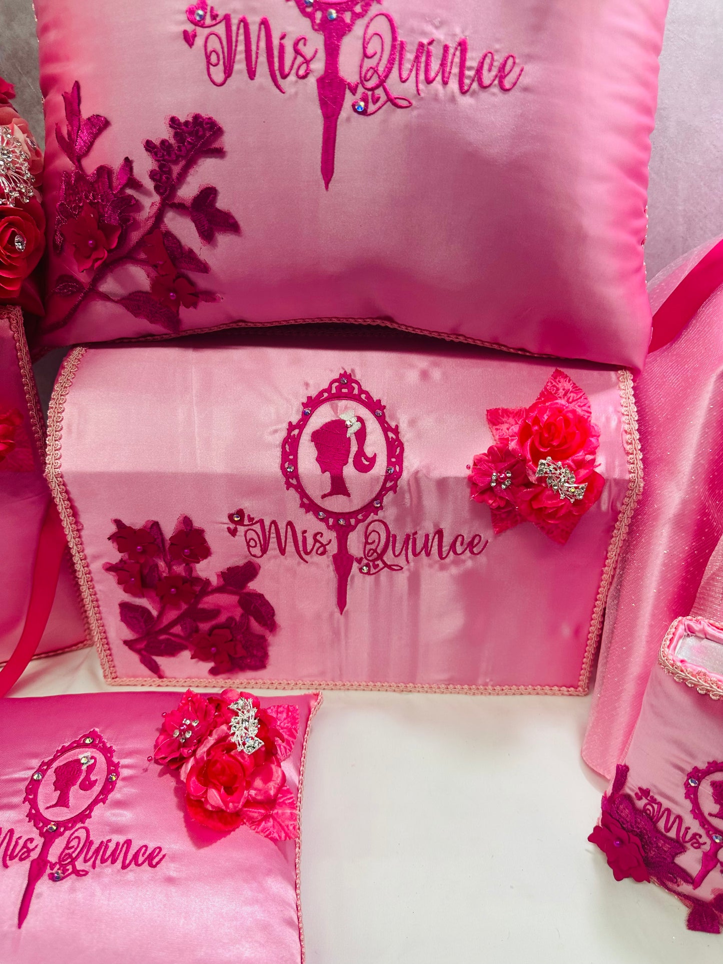 SET #BARBIE