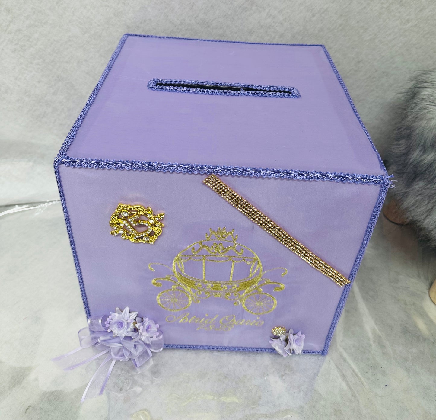 MONEY BOX