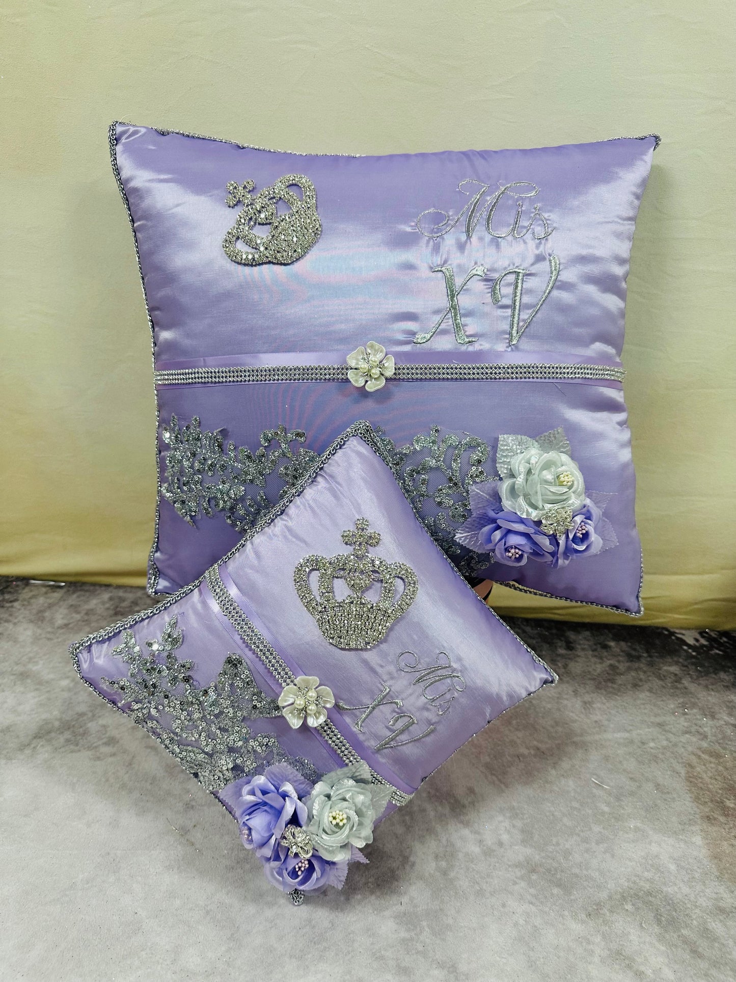 Pillow set