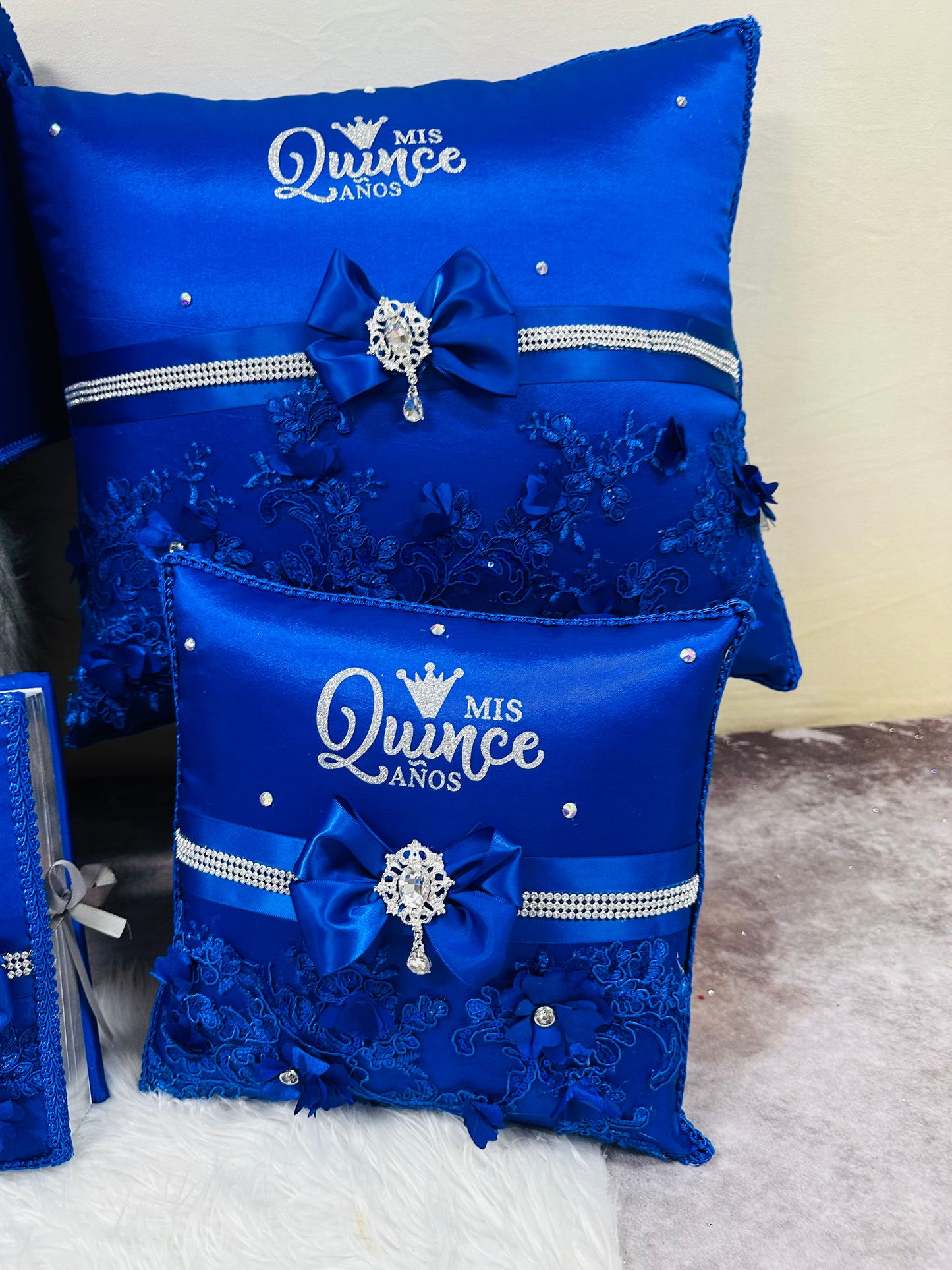 Quinceañera Pillows set