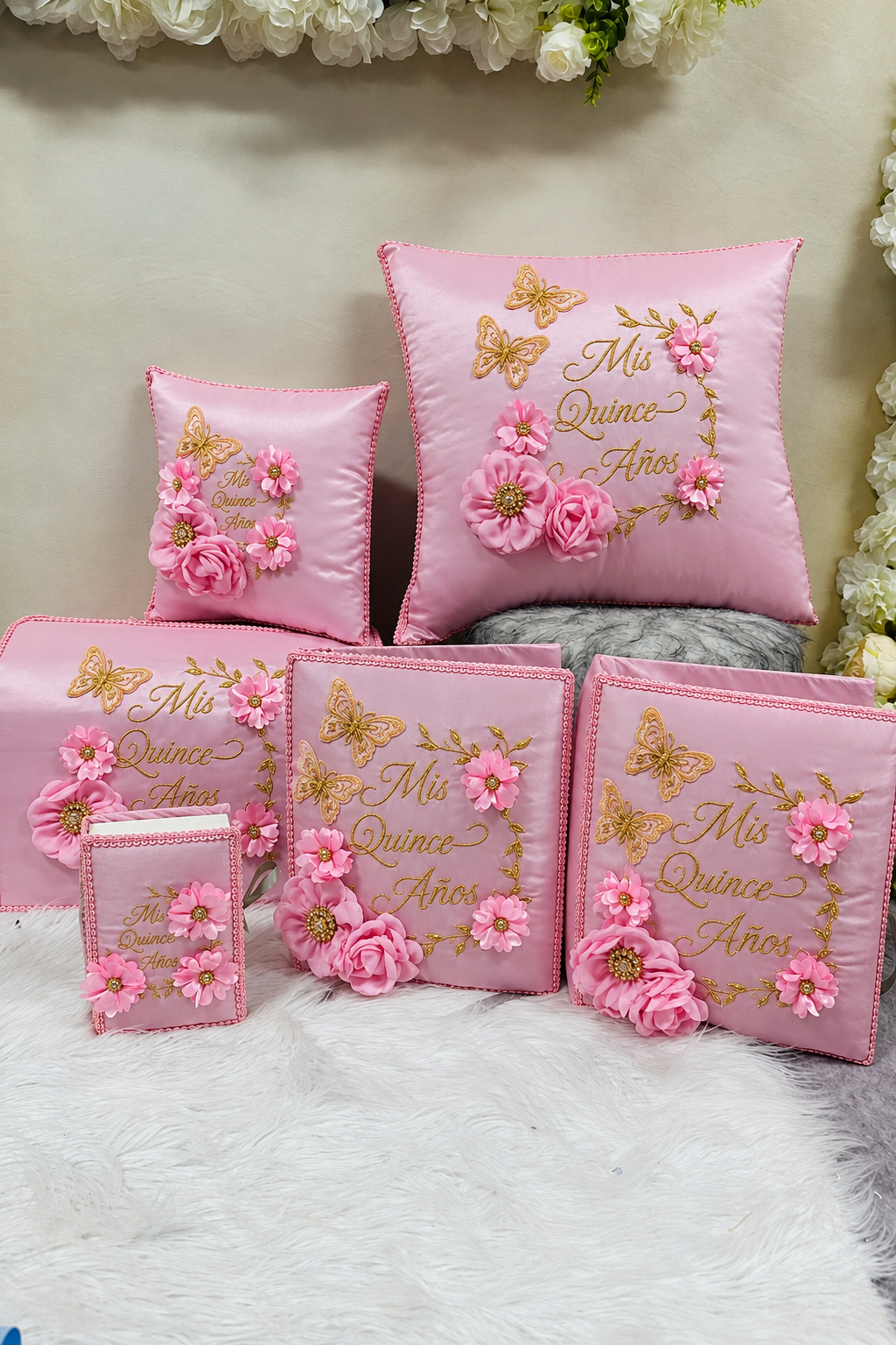 Quinceañera pillow set