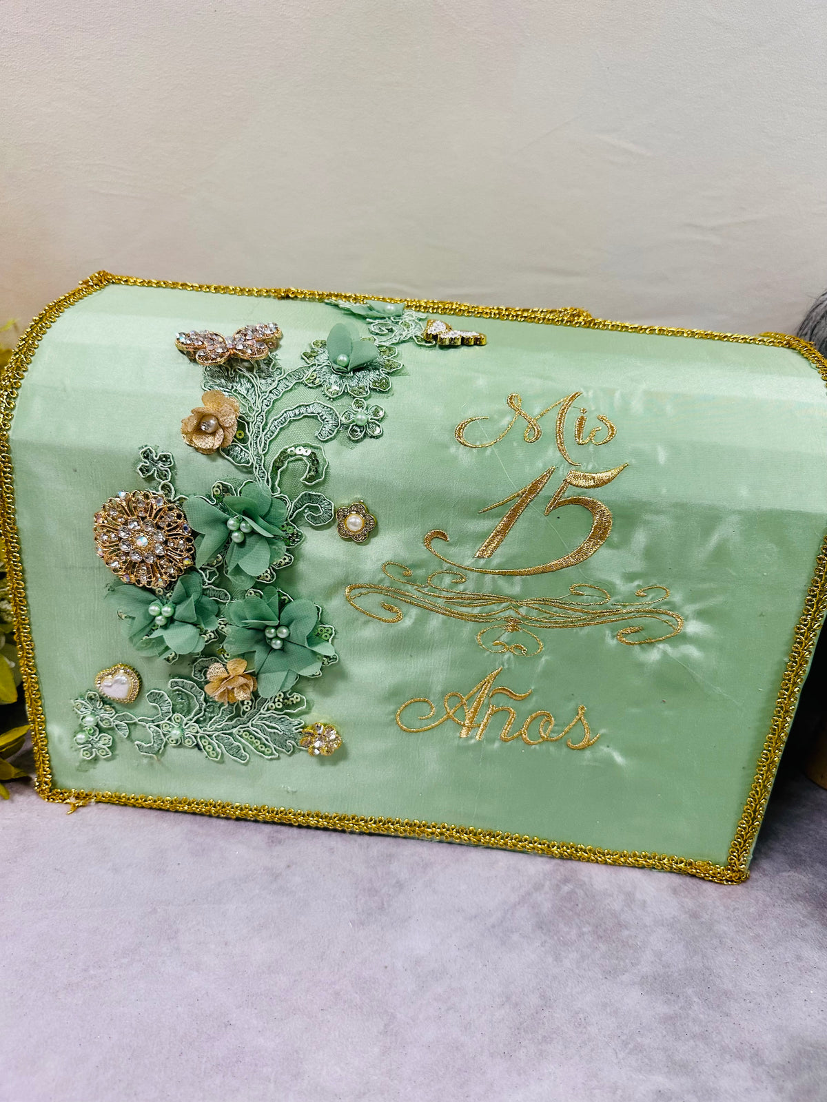 Quinceañera set