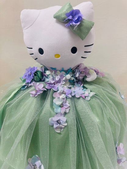 Quinceañera Hello kitty doll