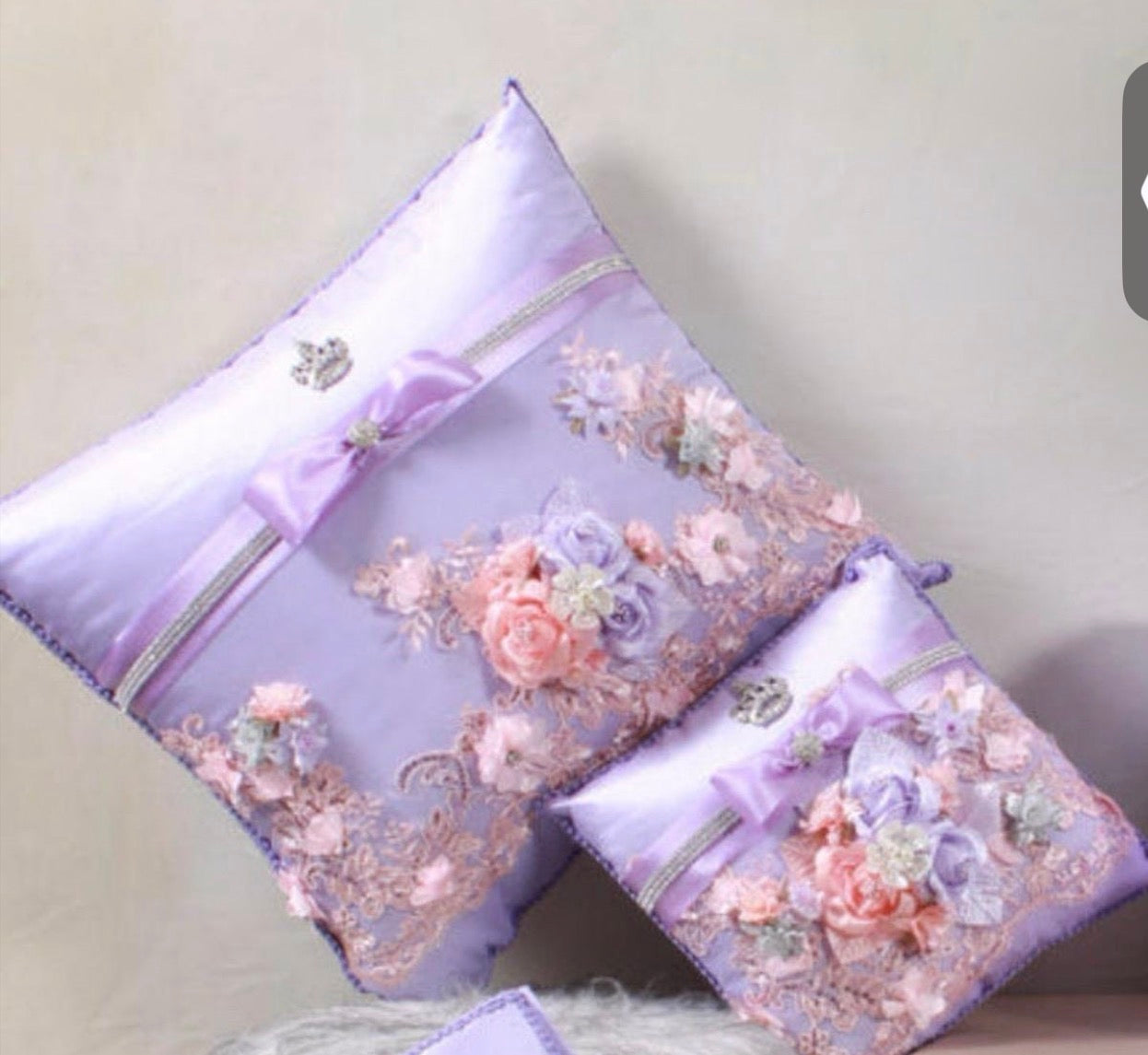 Quinceañera pillow set