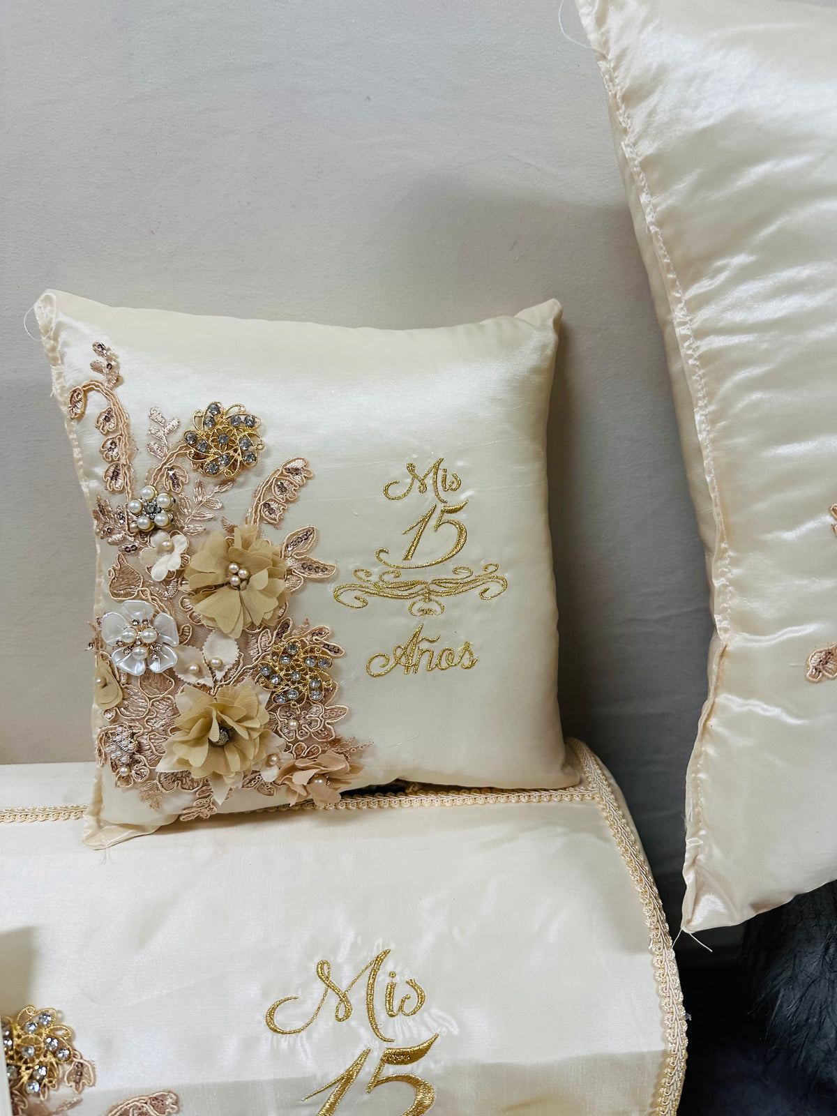 Quinceañera set
