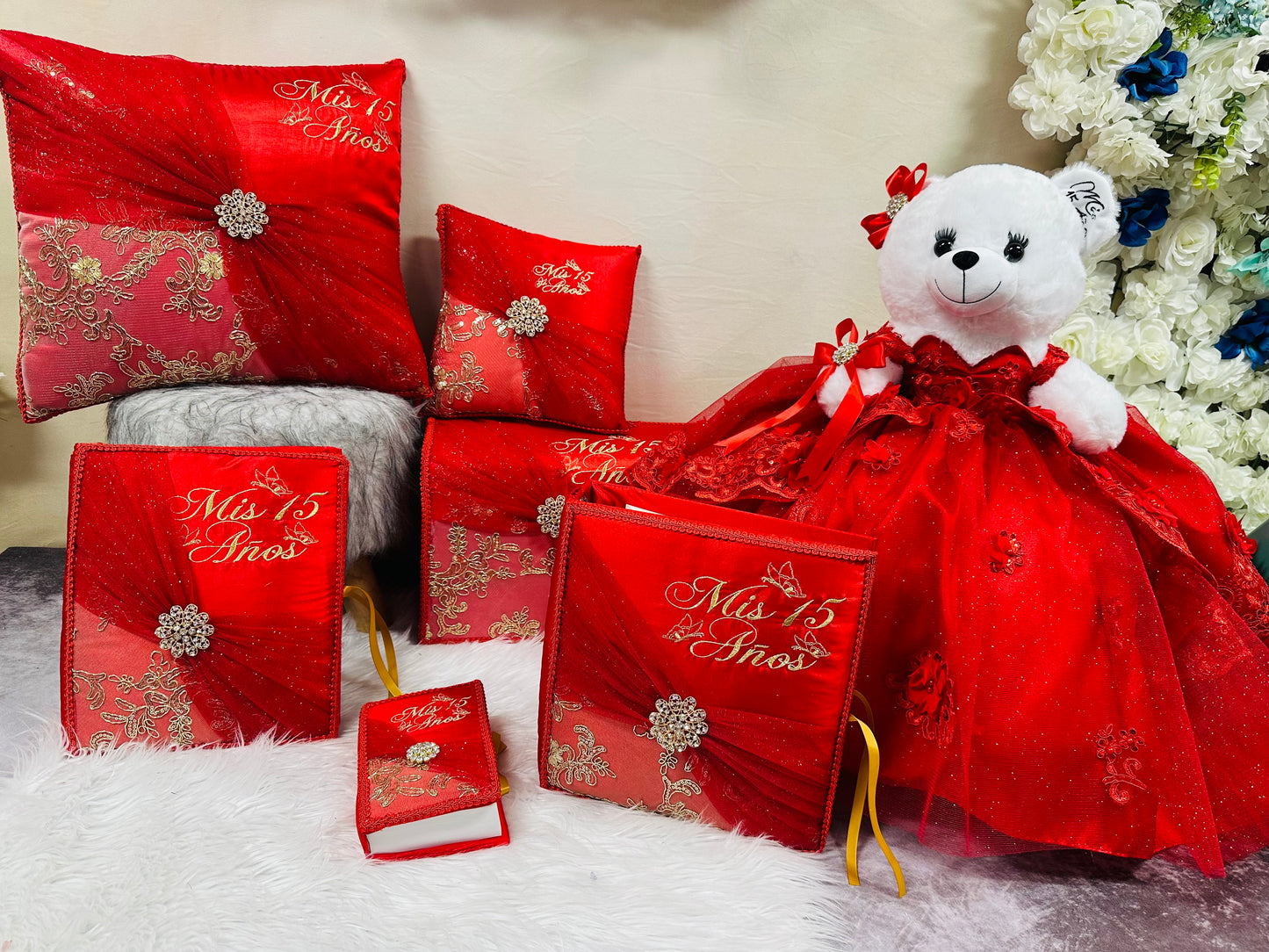 Quinceañera pillow set