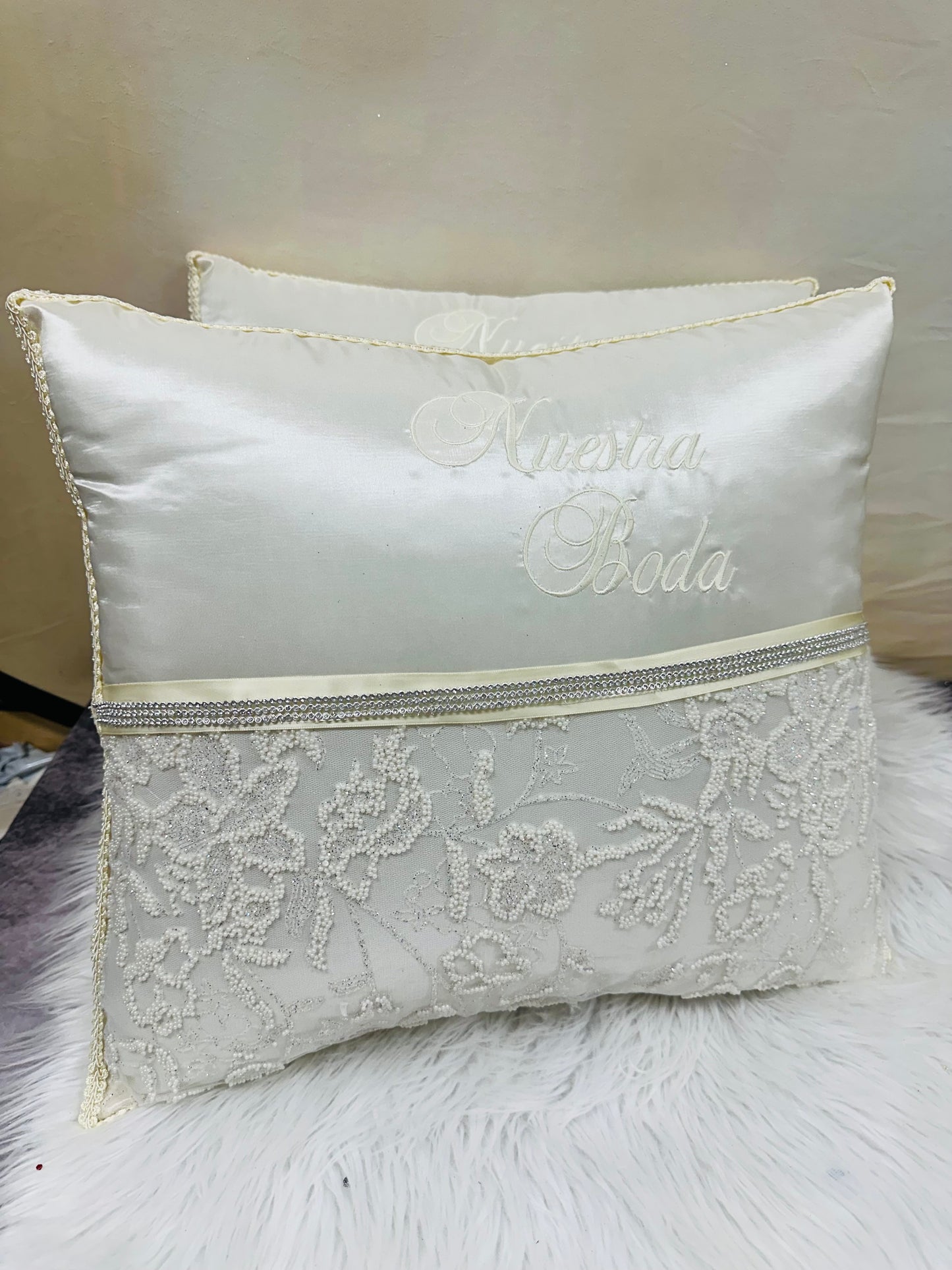 Wedding pillows