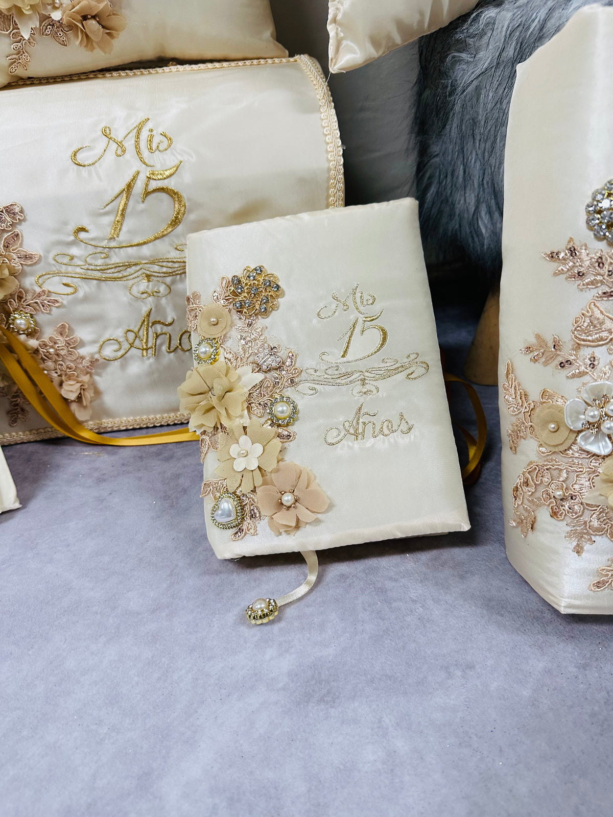 Quinceañera set