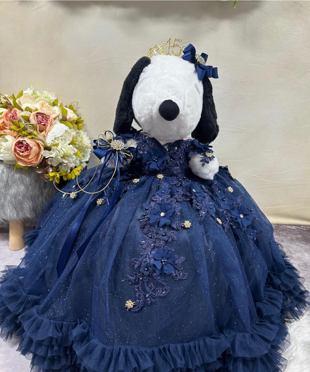 Snoopy custom quinceañera bear