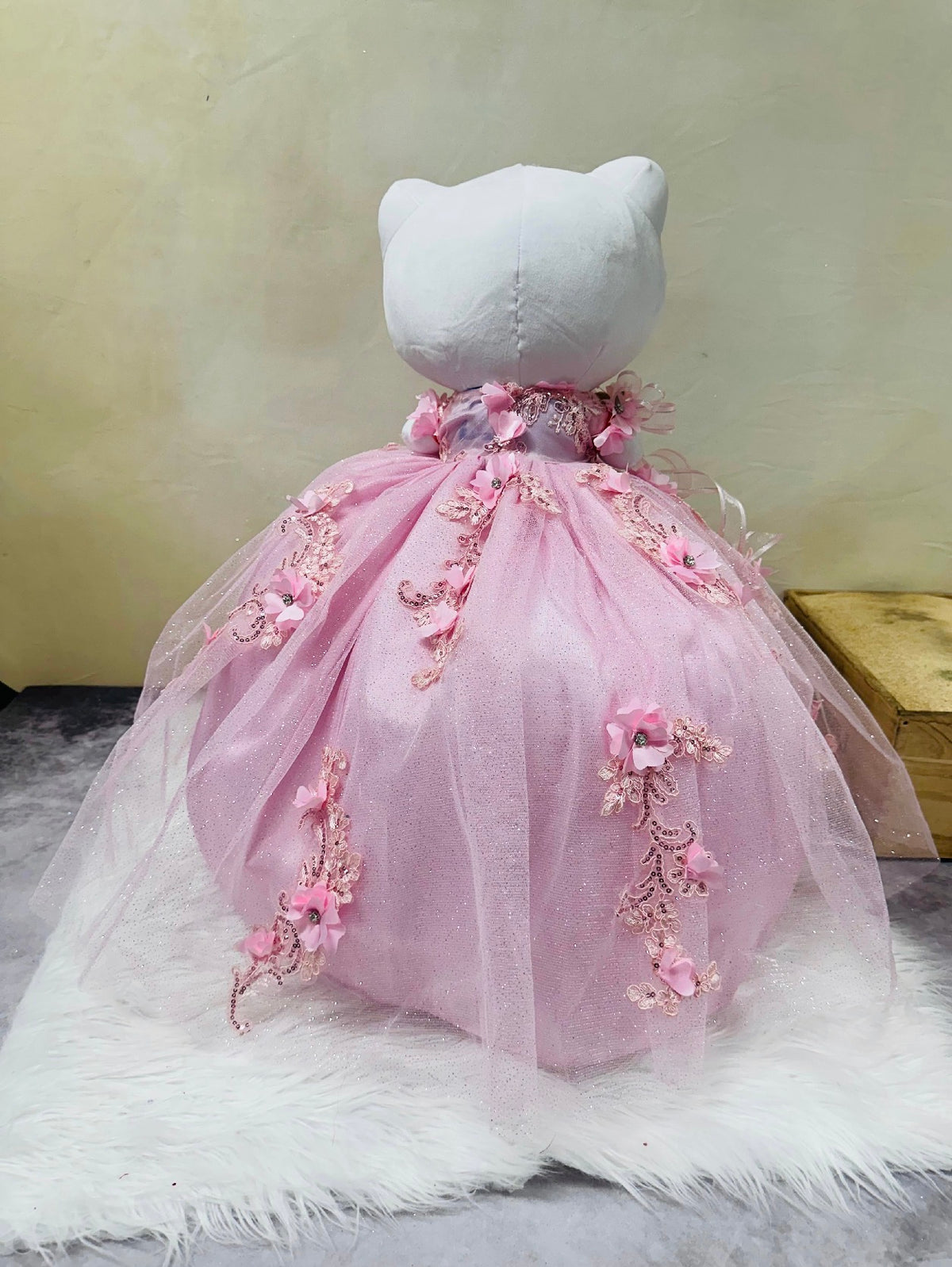 Quinceañera Hello kitty doll