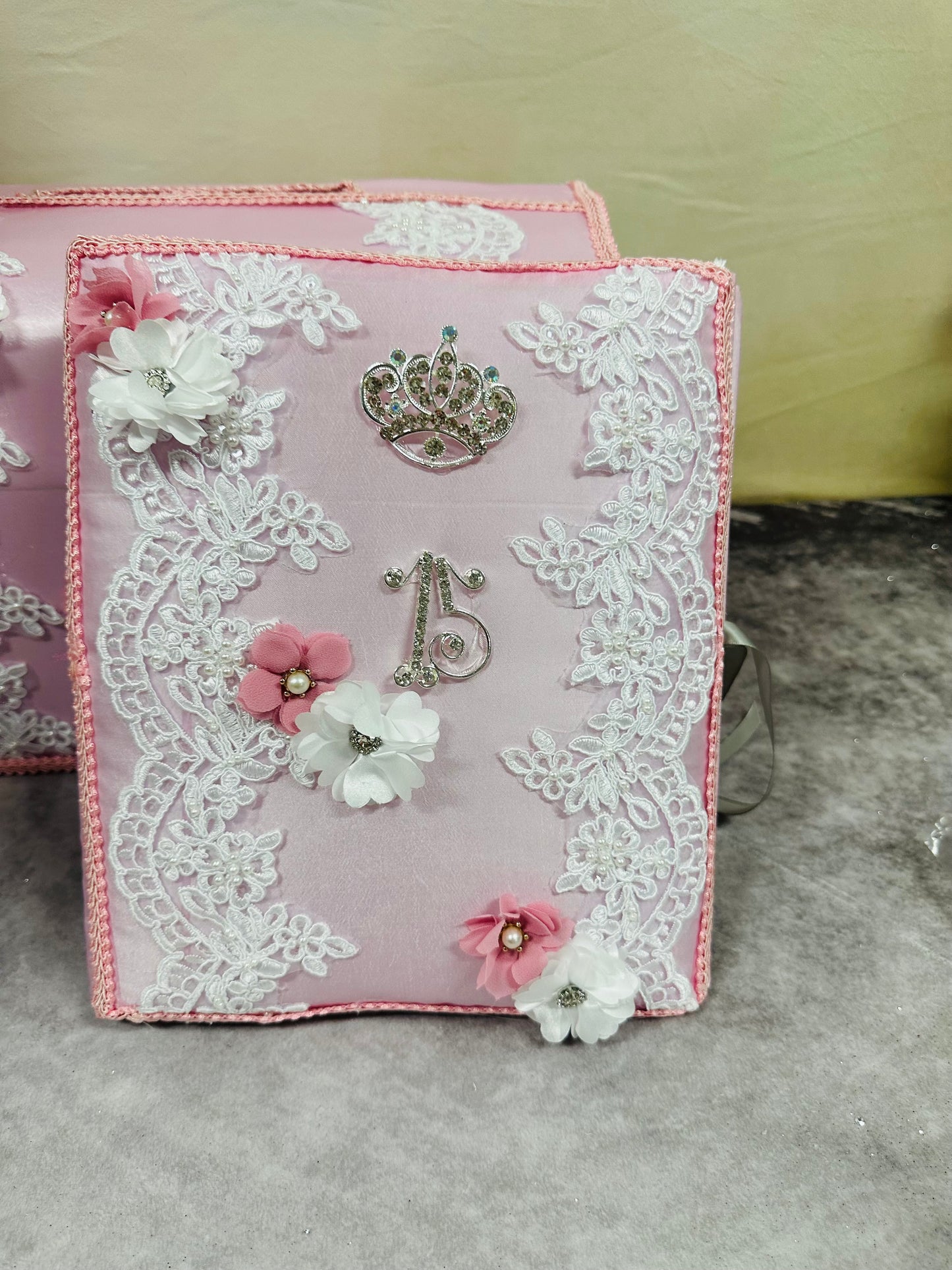 Quinceañera set