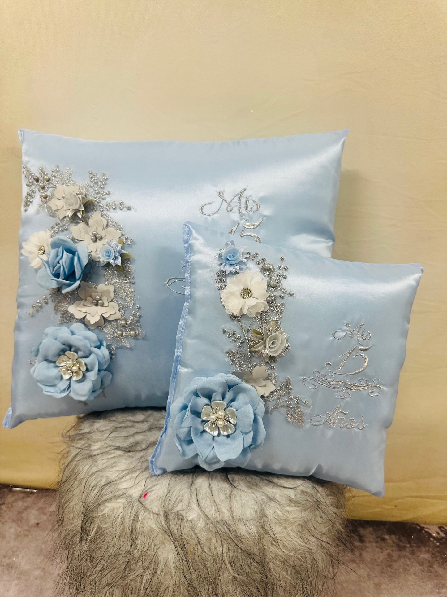 Quinceañera pillow set butterfly
