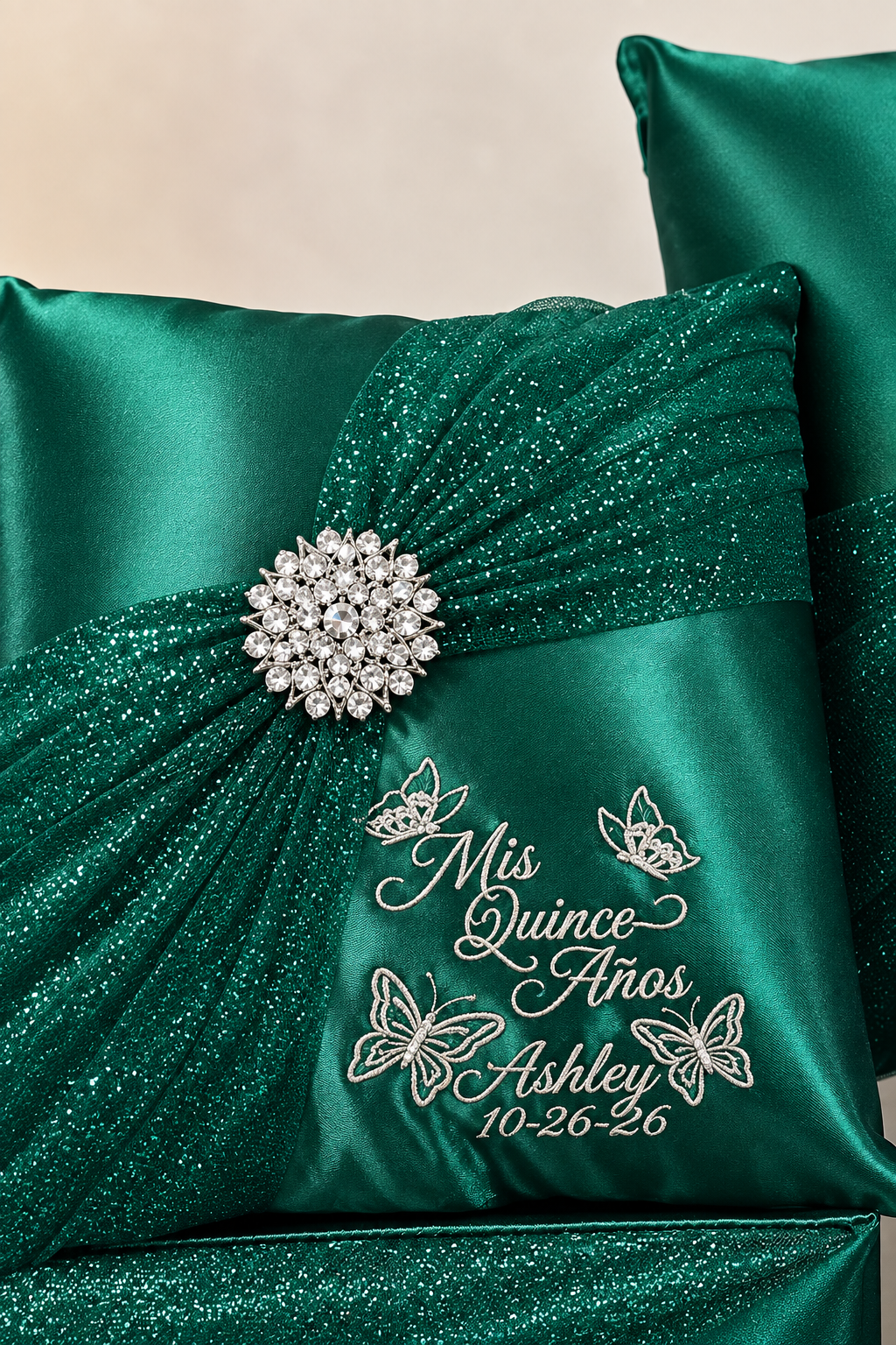 Quinceañera pillow set
