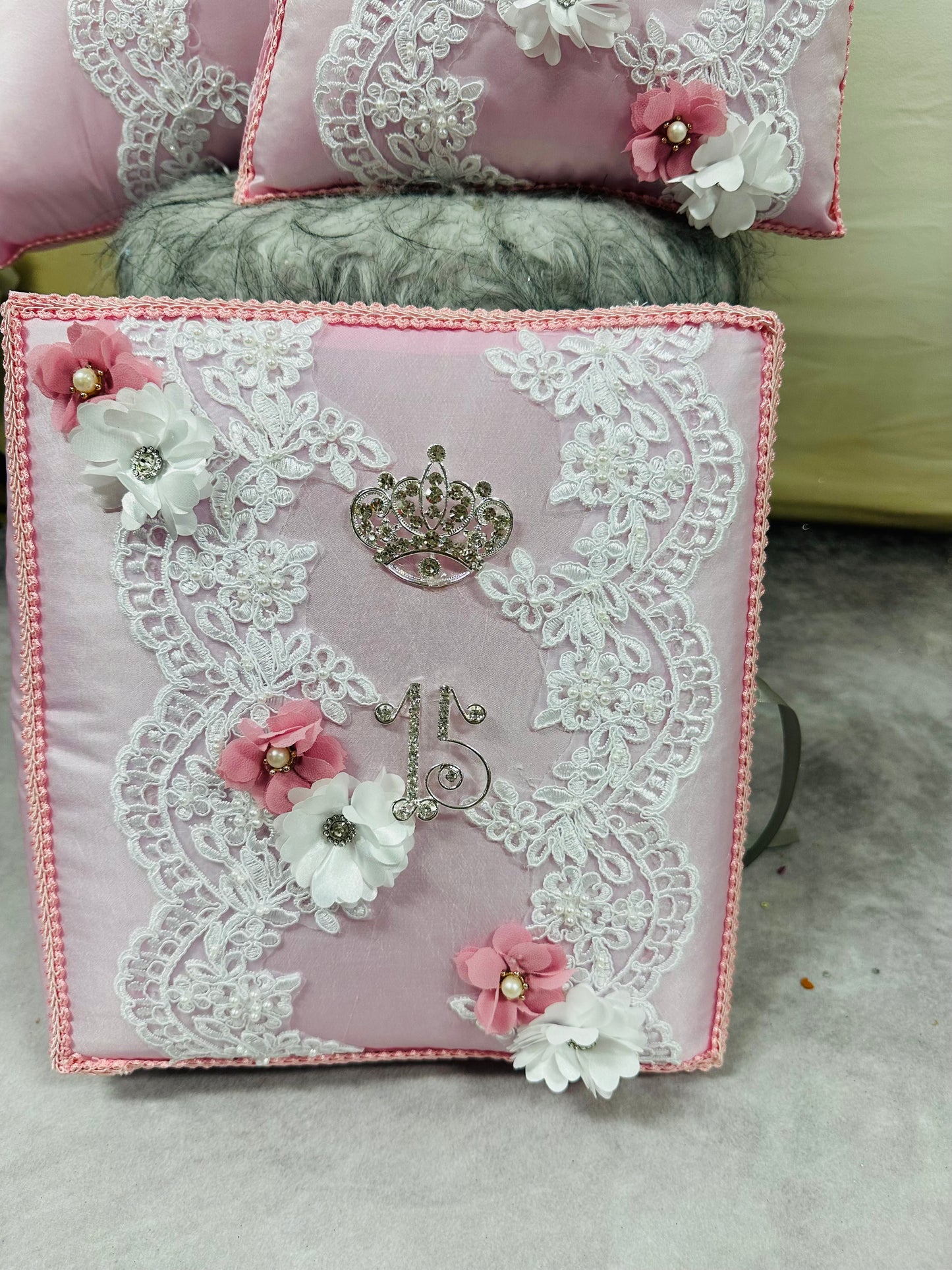 Quinceañera set