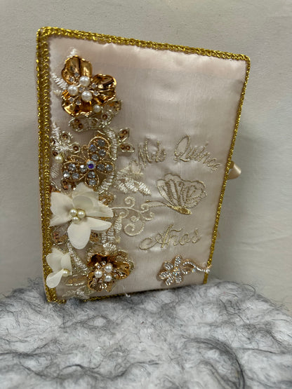 Quinceañera Bible