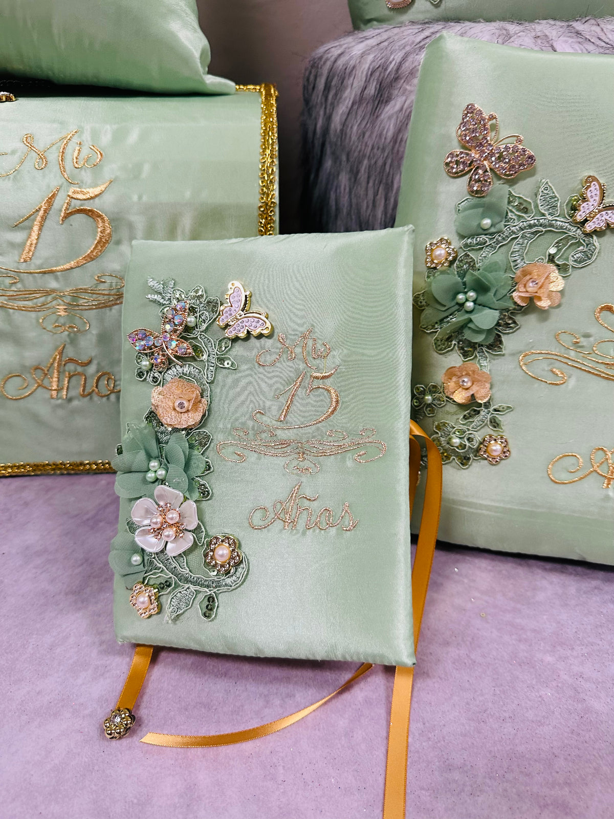 Quinceañera set