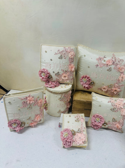 Quinceañera pillow set