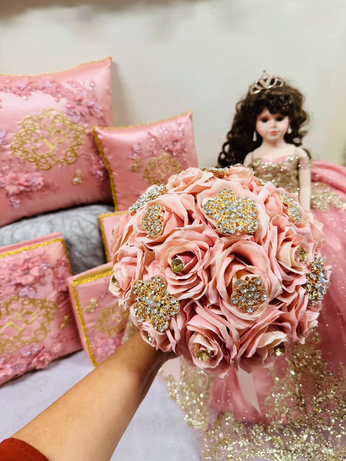 Quinceañera set