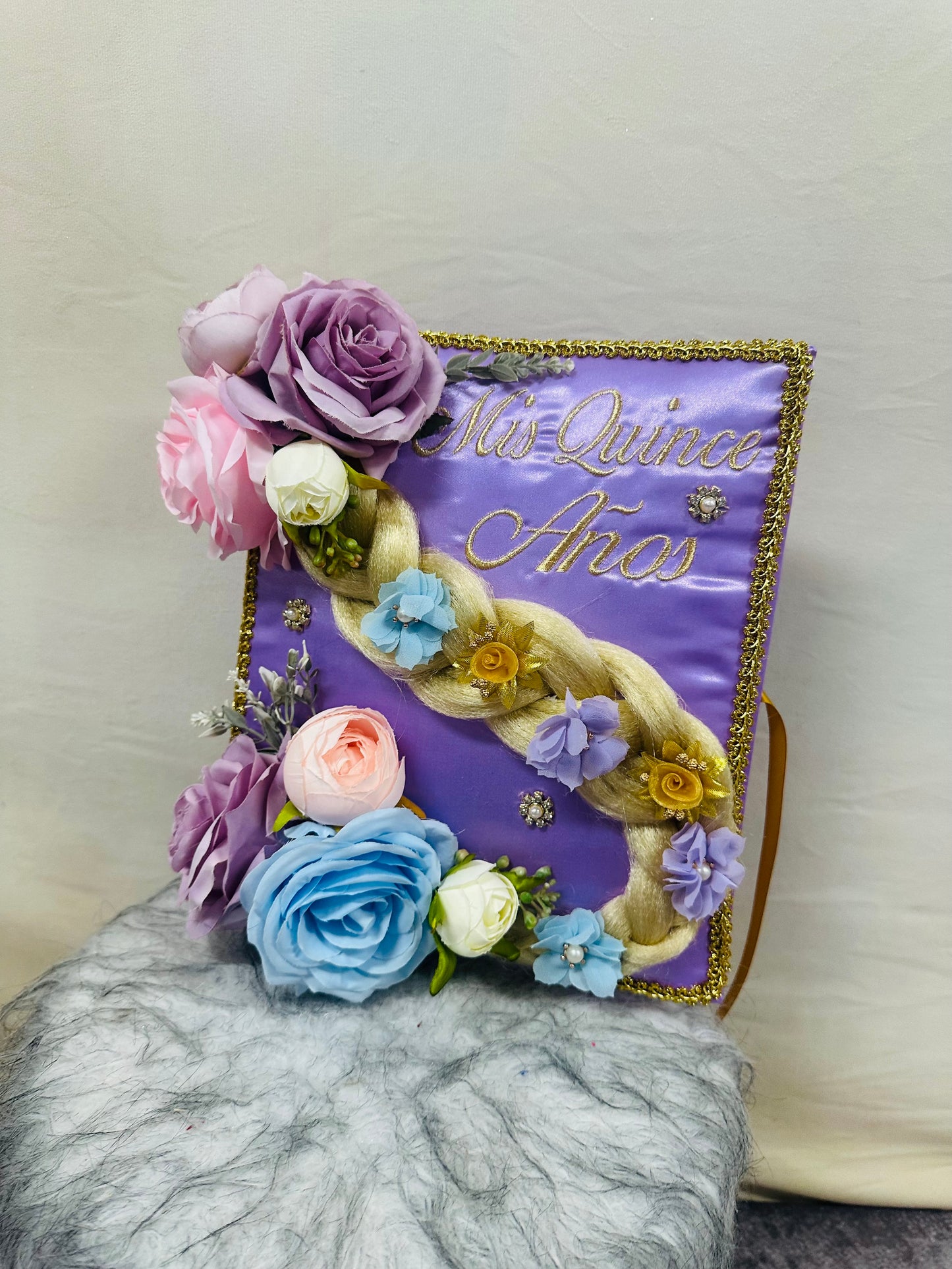 Quinceañera Rapunzell set