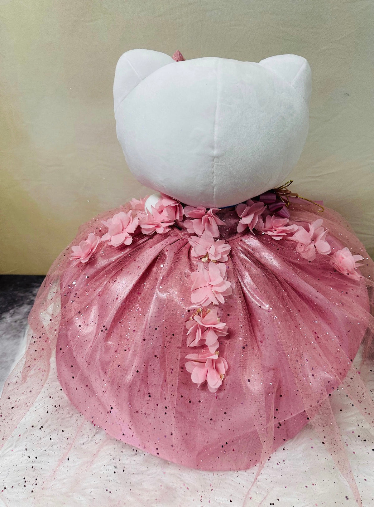 Quinceañera Hello kitty doll