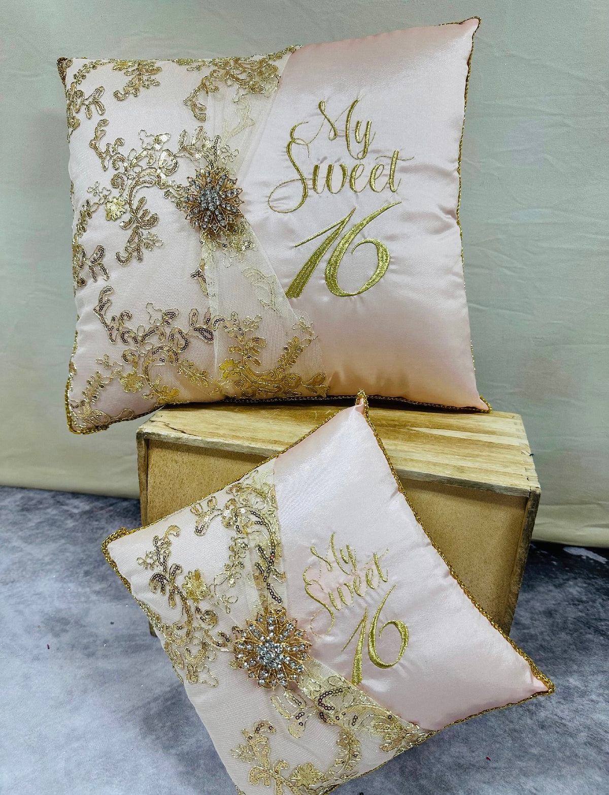 Sweet 16 Knee pillows
