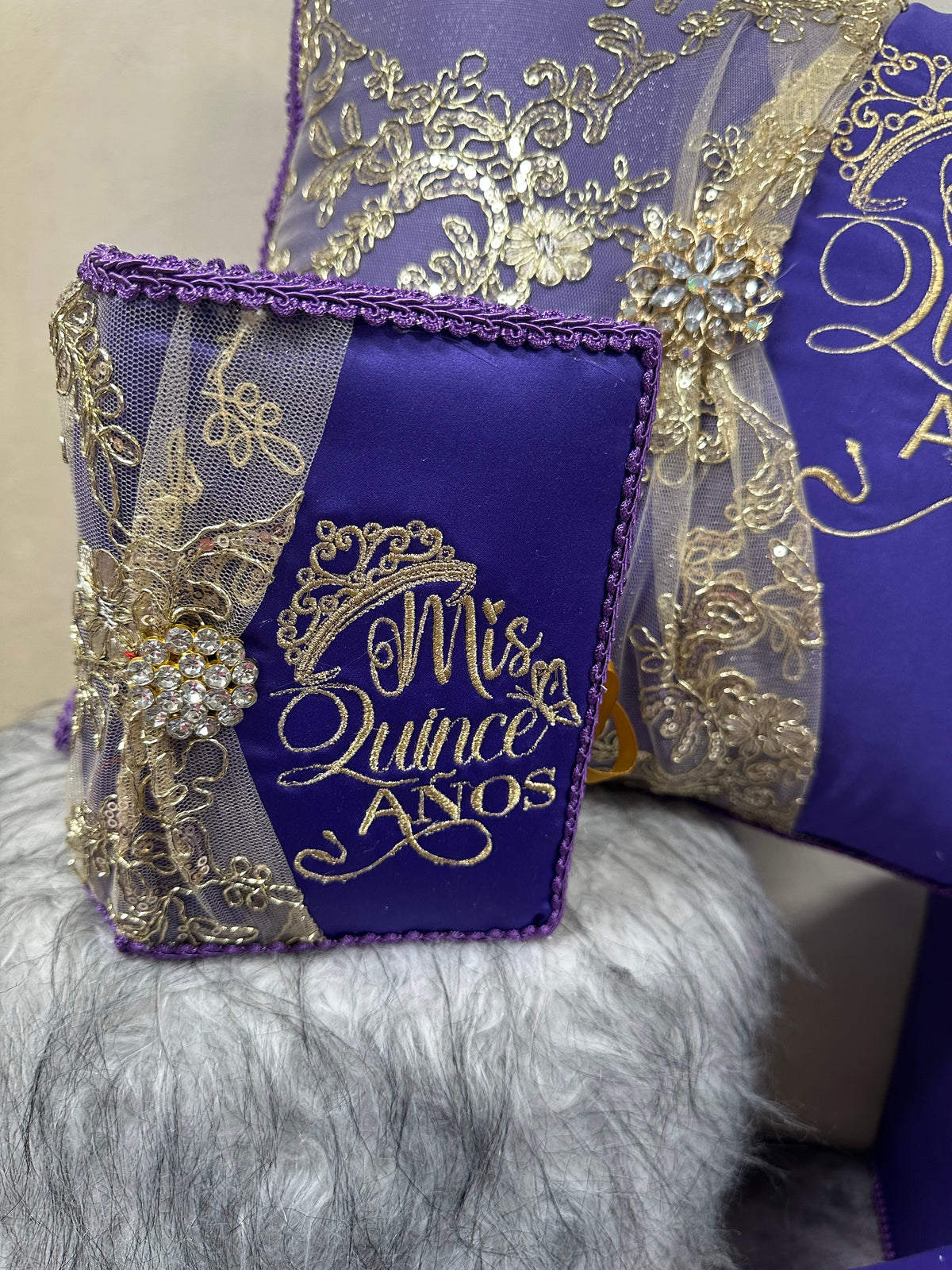 Quinceañera set