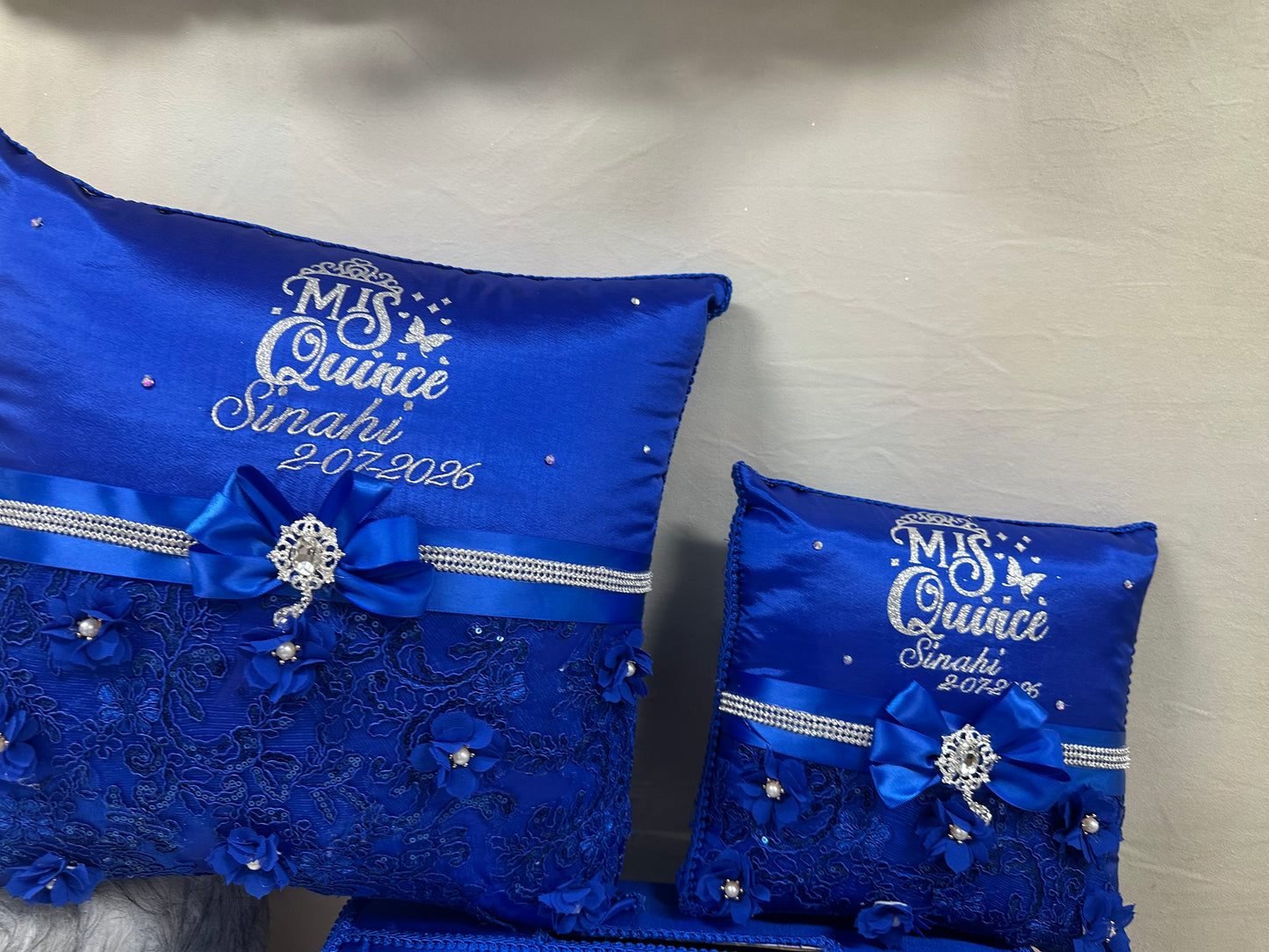Quinceañera Pillows set