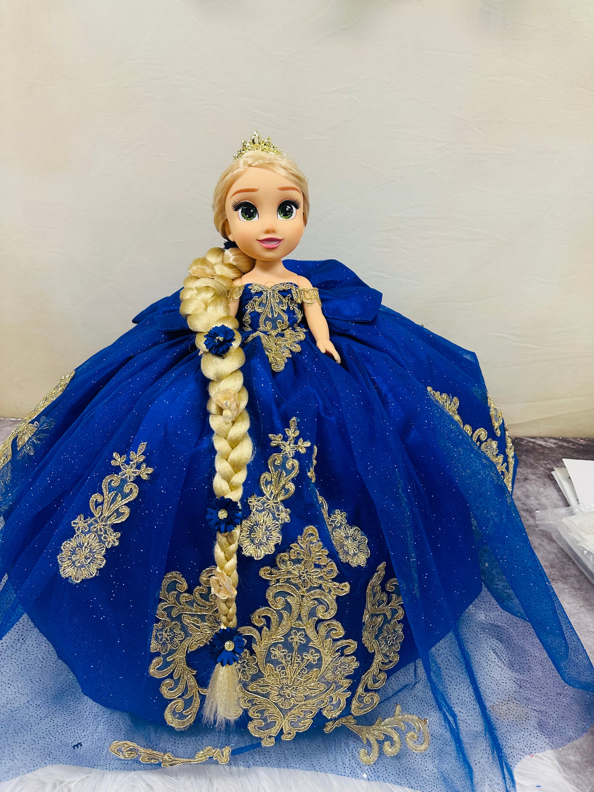 Princess quinceañera Rapunzel last doll