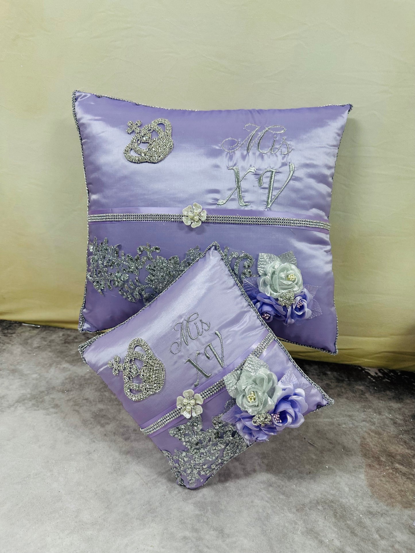 Pillow set