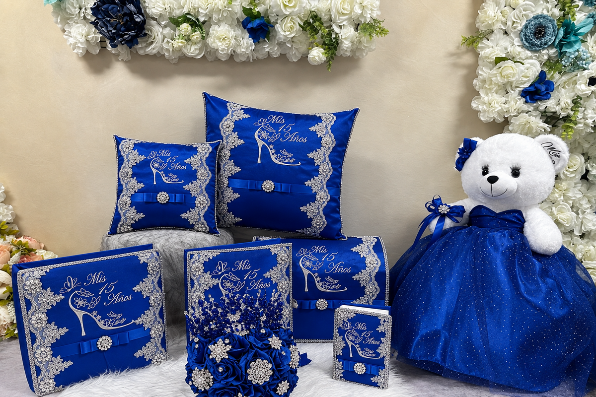 Quinceañera pillow set