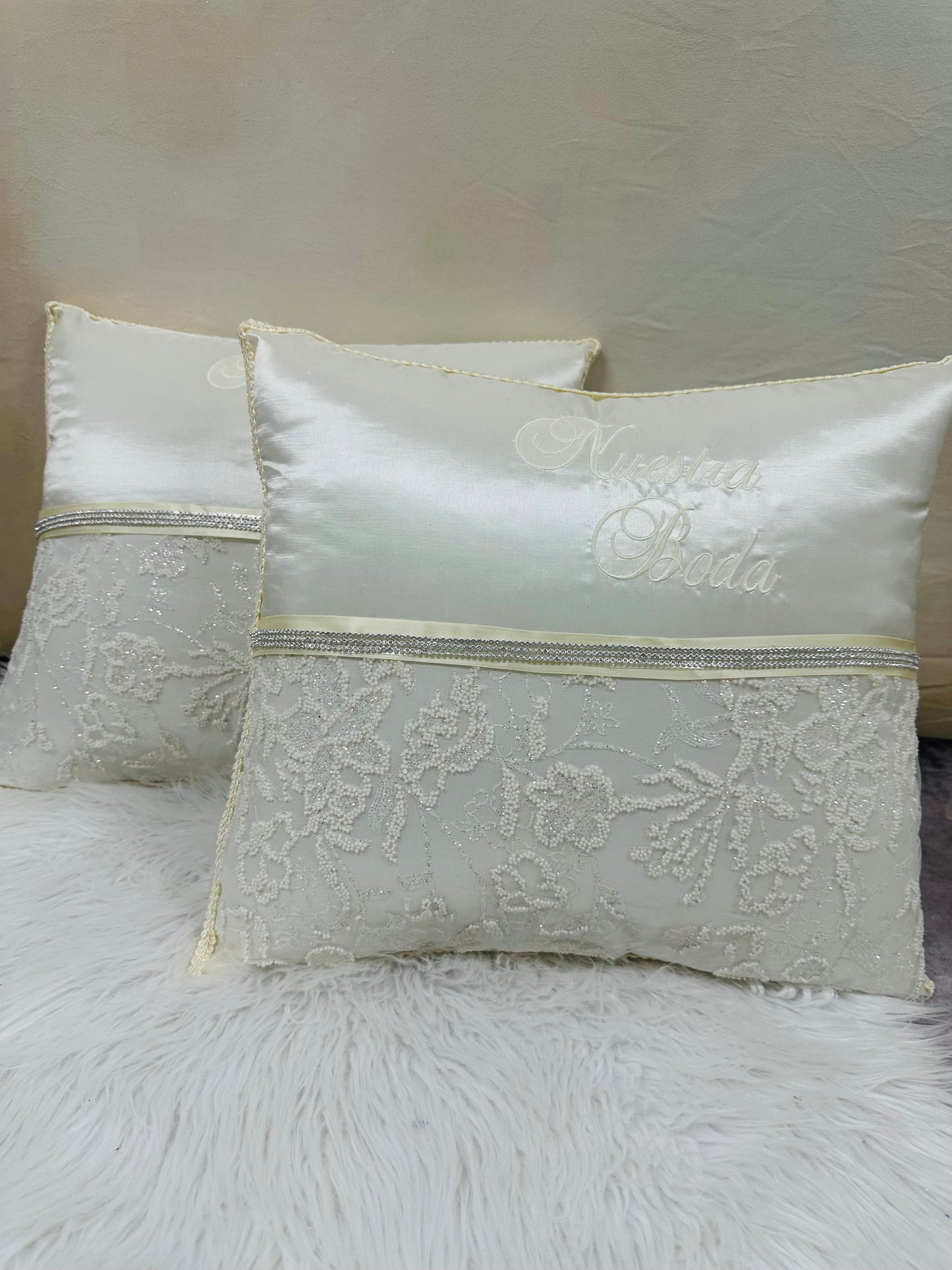 Wedding pillows