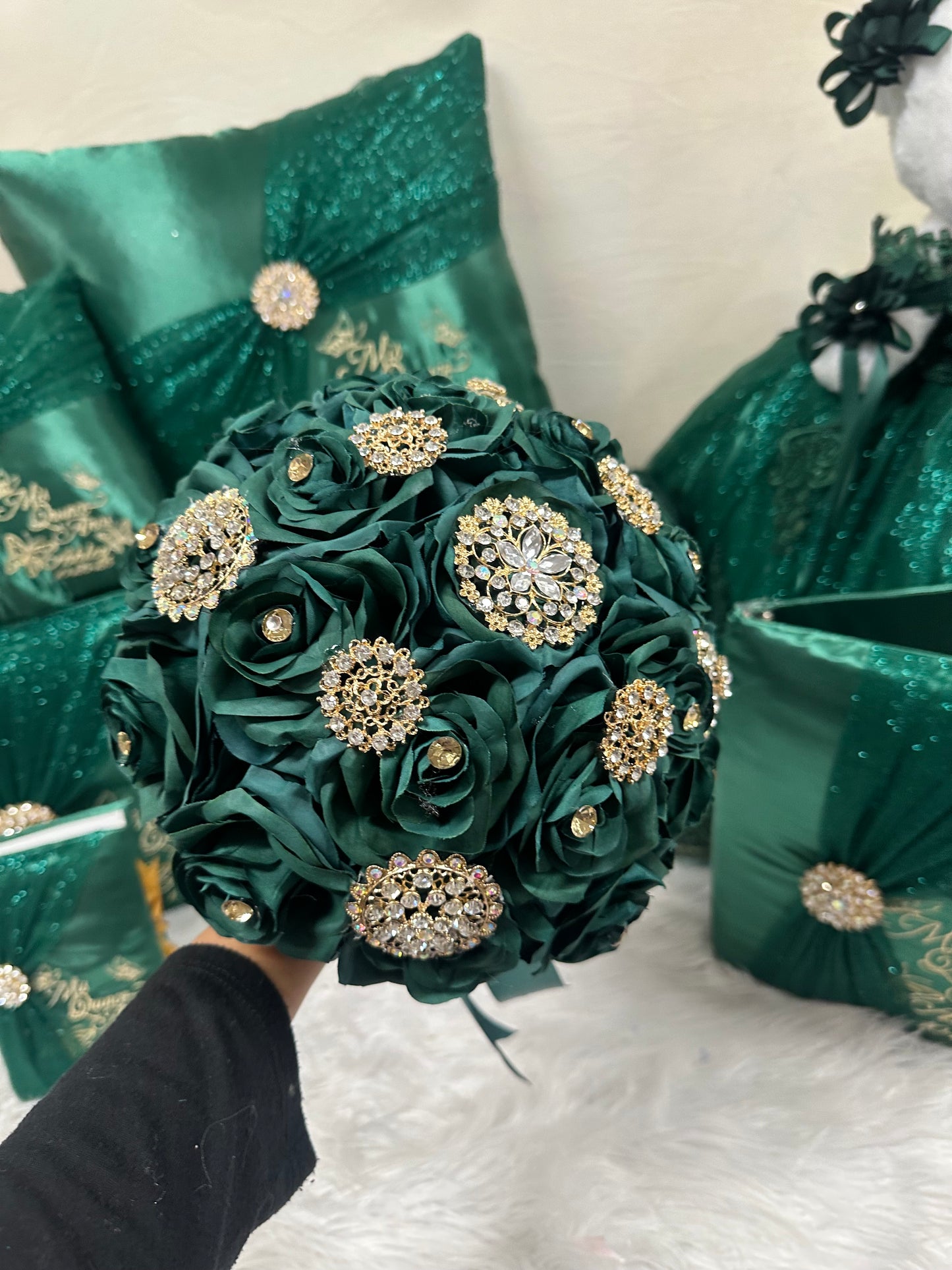 Quinceañera pillow set