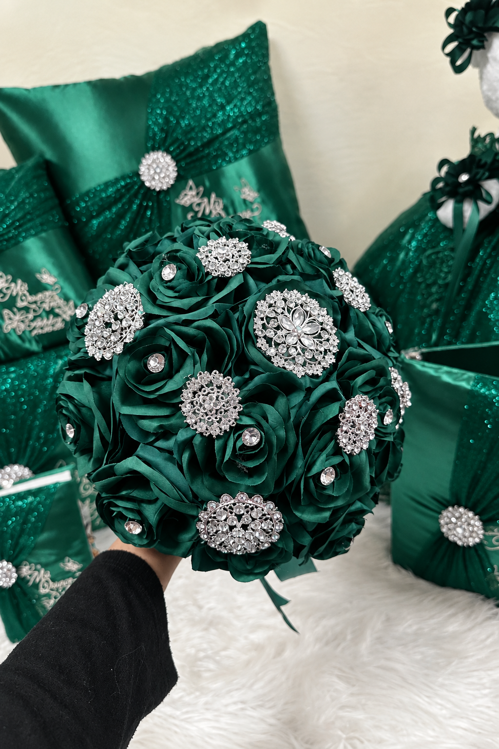 Quinceañera pillow set
