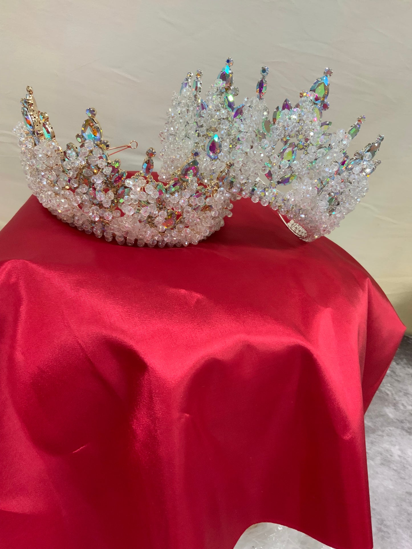 Quinceañera flexible crown