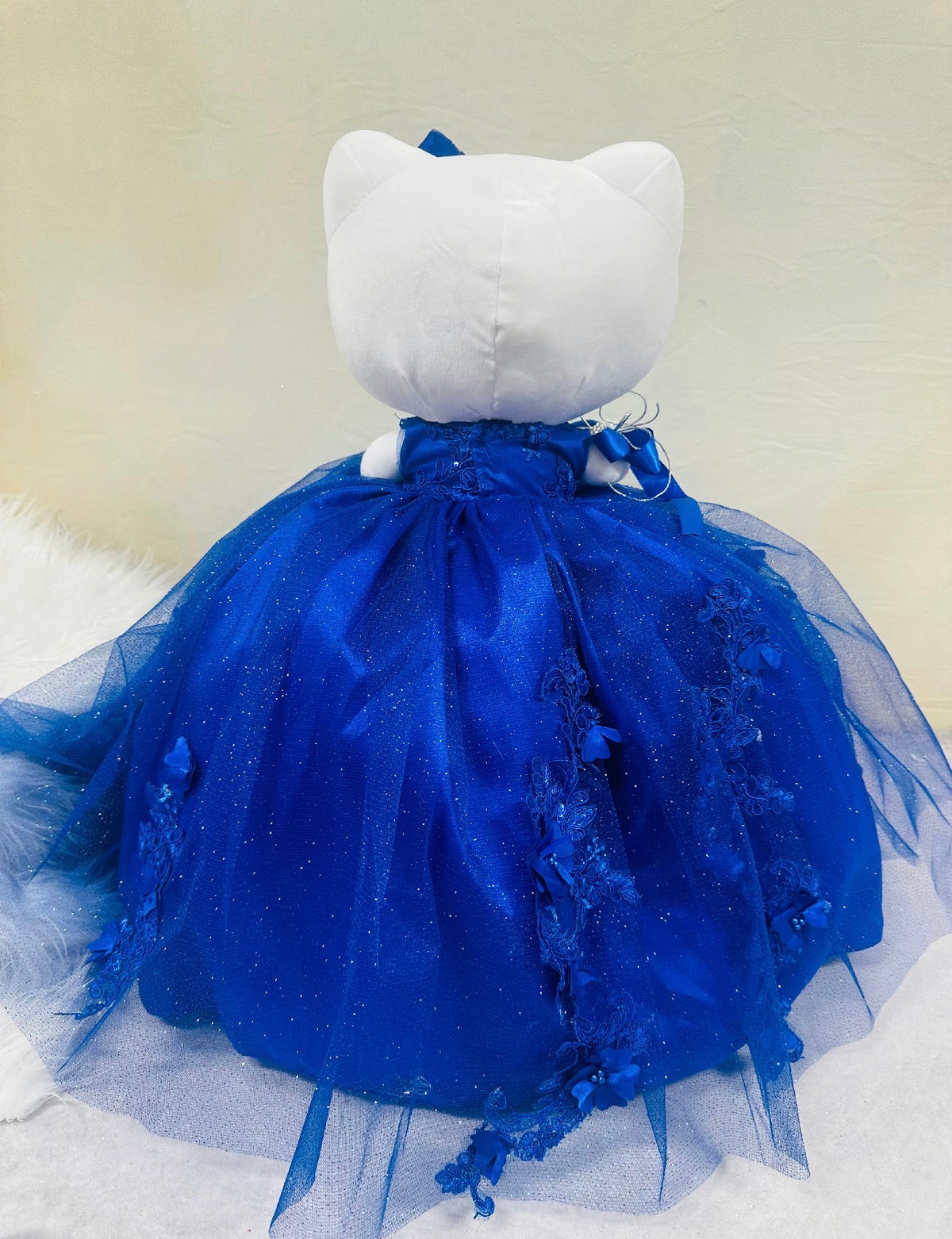 Quinceañera Hello kitty doll