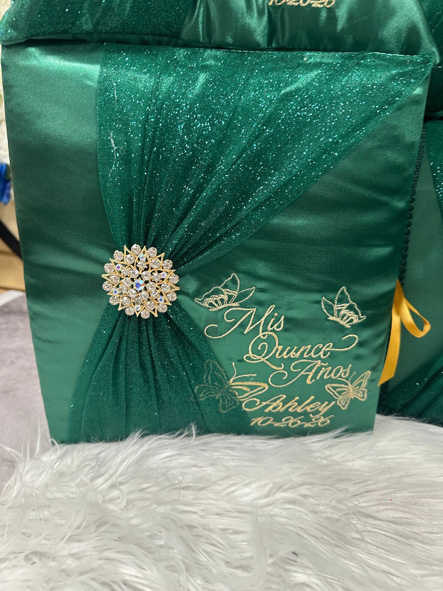 Quinceañera pillow set
