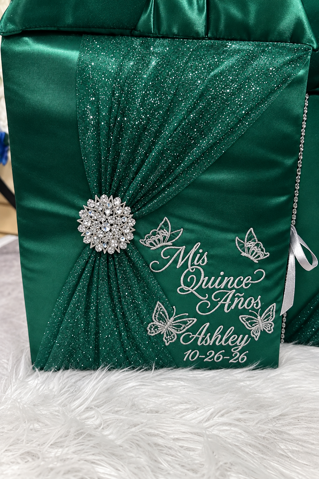 Quinceañera pillow set