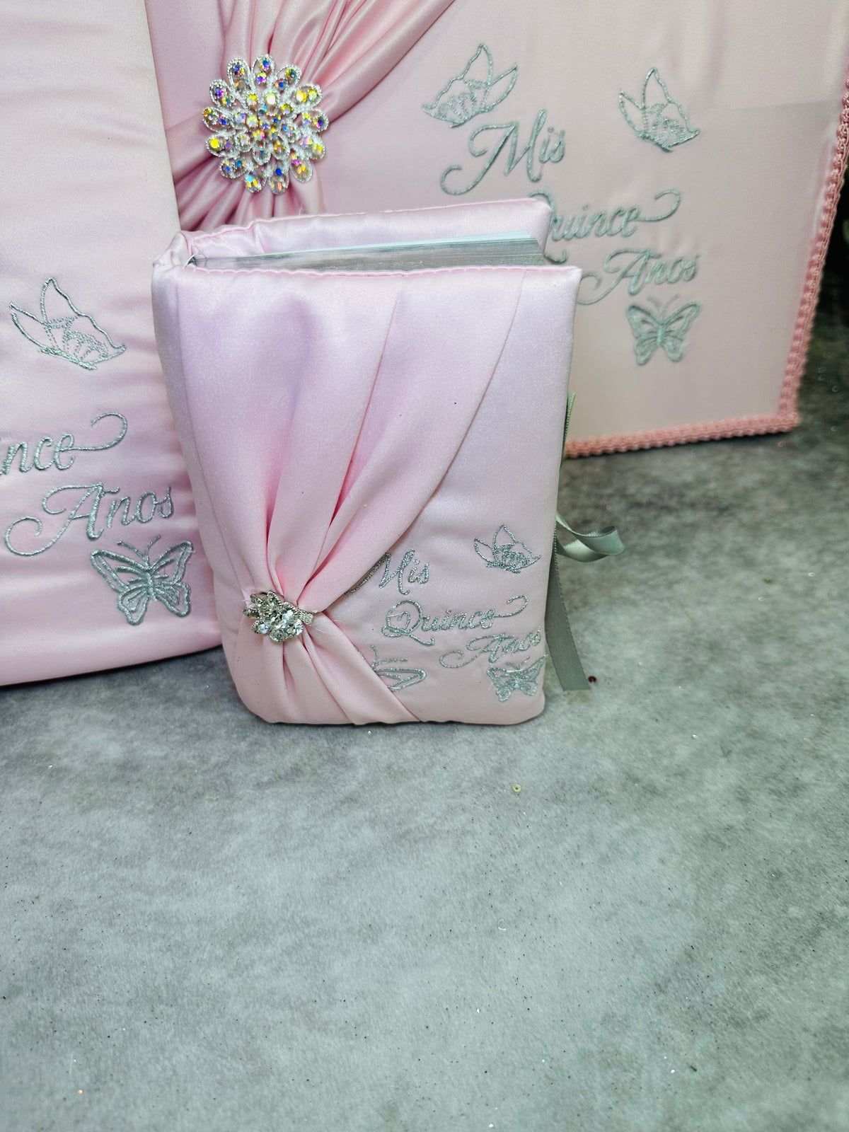 Quinceañera set