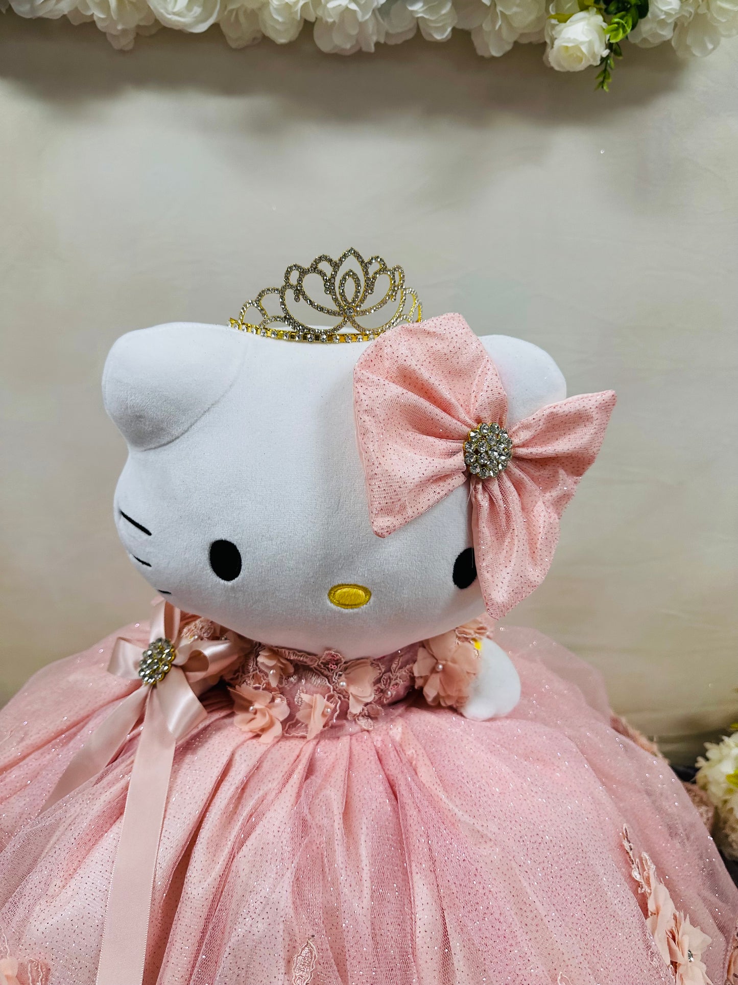 Hello kitty quince doll