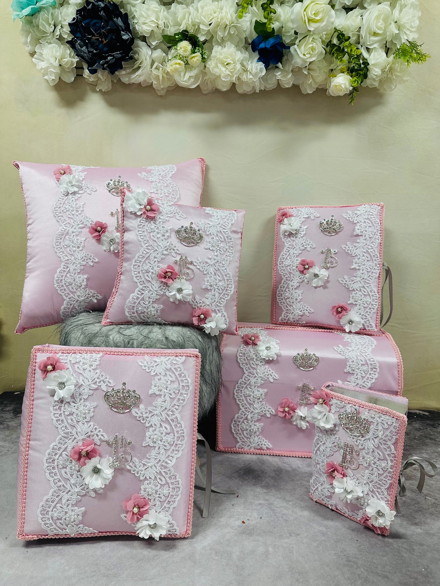 Quinceañera set